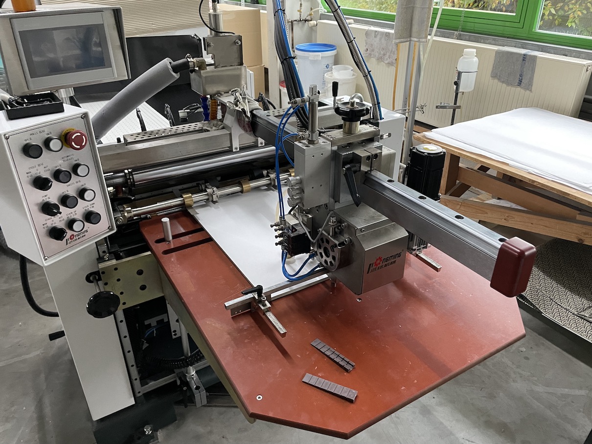 Hongming HM-600E + PK-850  Case Maker